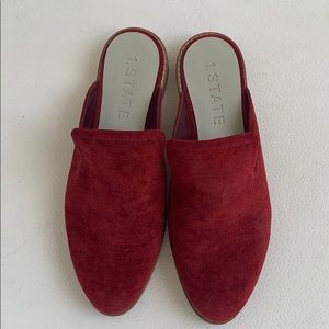 1.State Red Mules